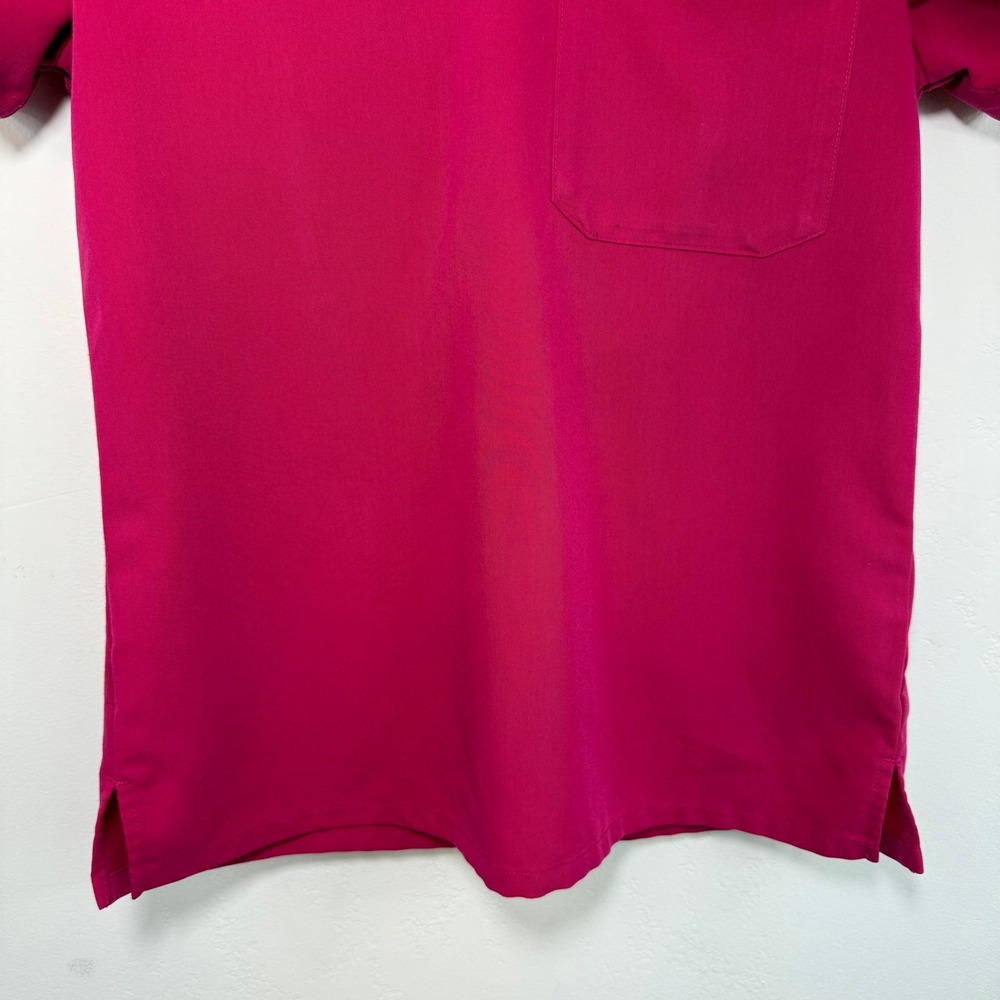 FIGS Scrub Top Magenta Pink Catarina V-Neck One-Pocket Medical Workwear XS - Picture 3 of 11